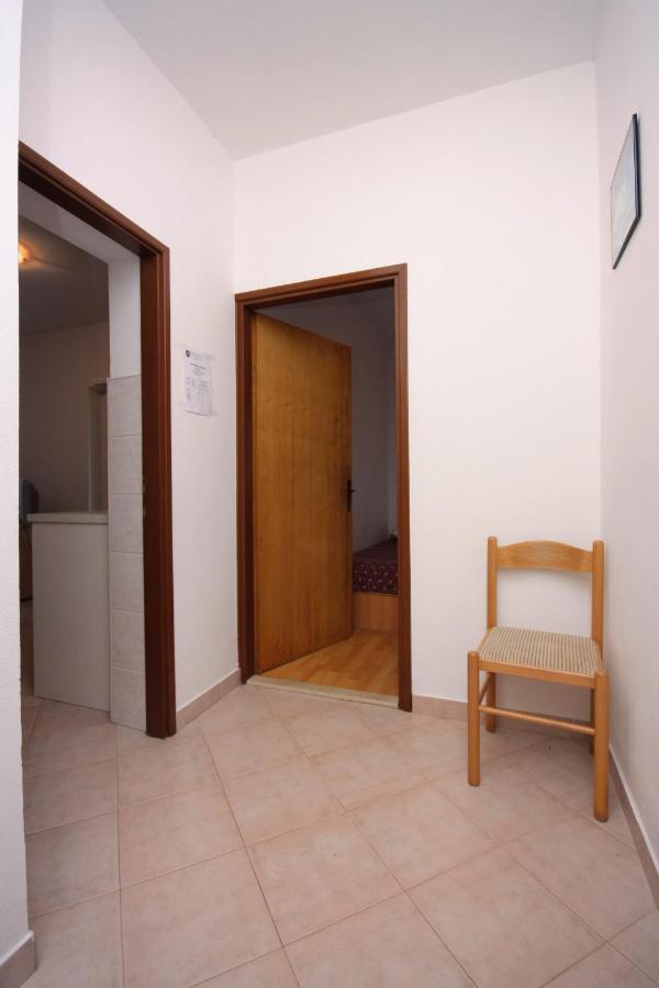 Apartment Vrsi - Mulo 5951A Екстер'єр фото