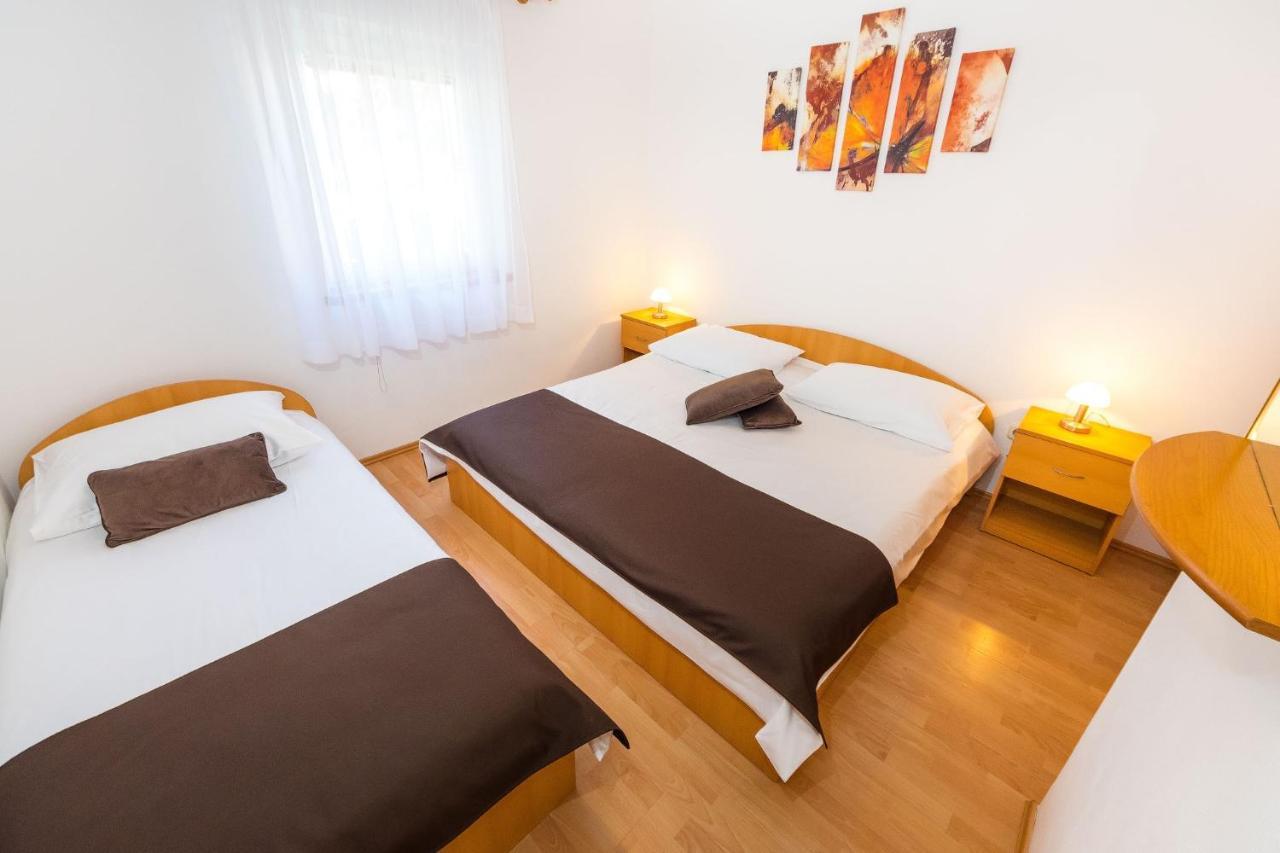 Apartment Vrsi - Mulo 5951A Екстер'єр фото
